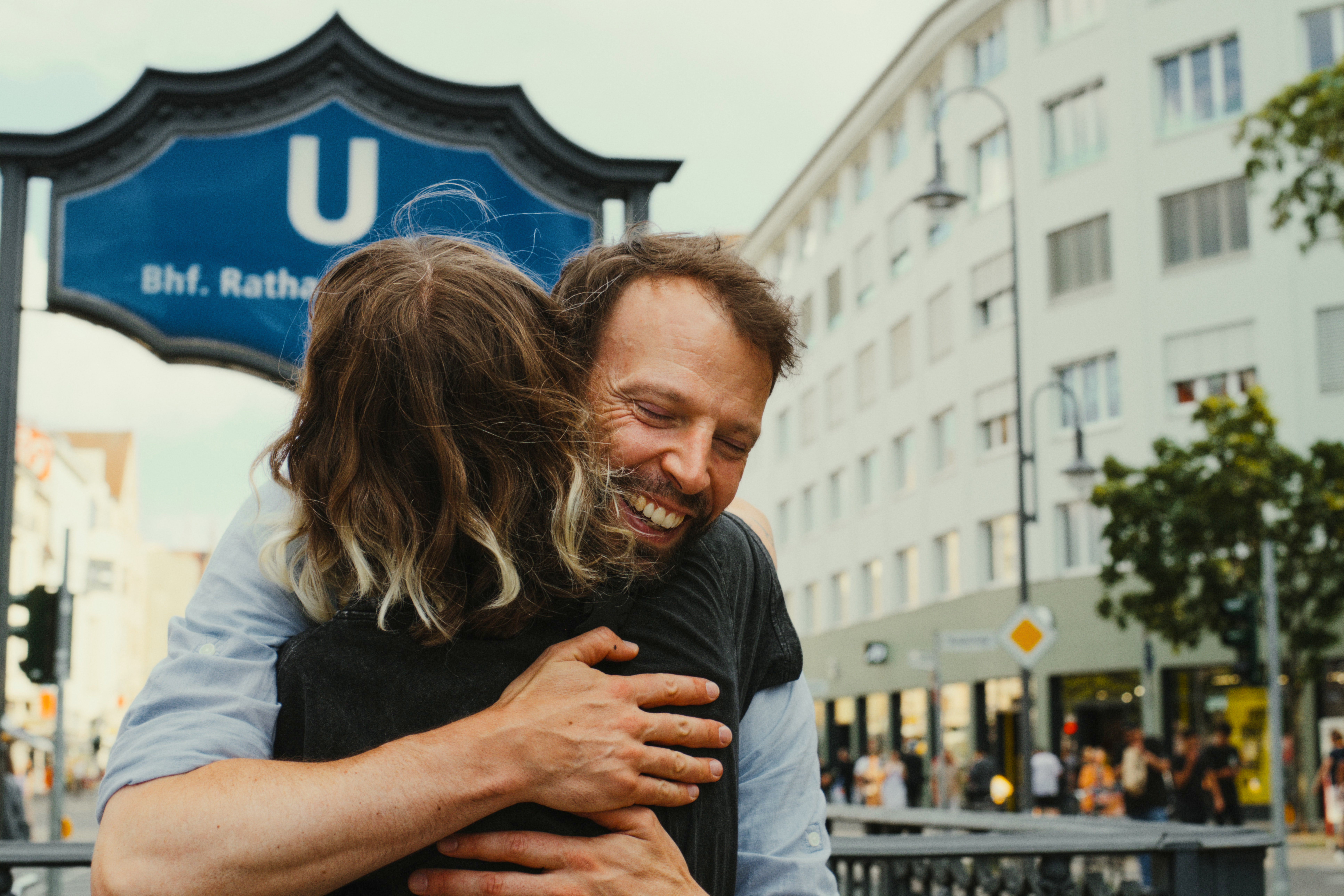 Umarmung in Neukölln